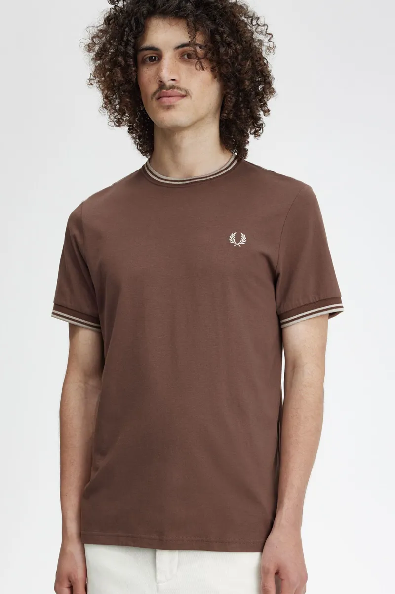 Fred Perry Twin Tipped T-shirt Carrington Brick-1