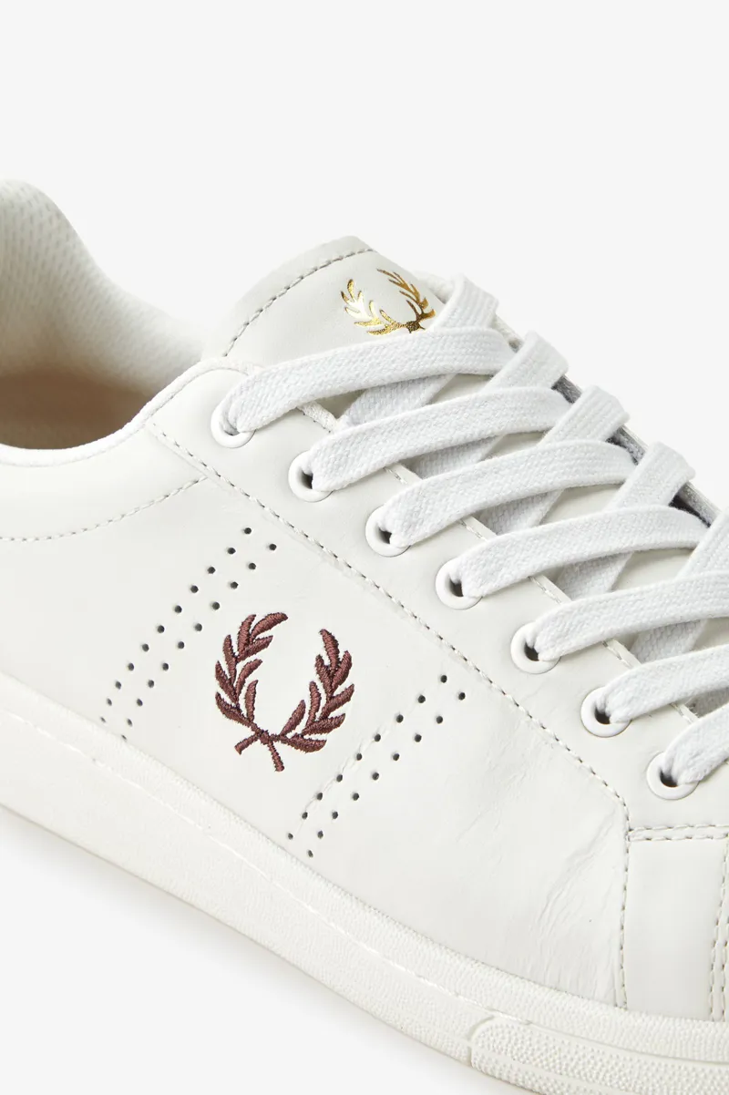 Fred Perry Trainers Porcelain / Carrington Brick-1