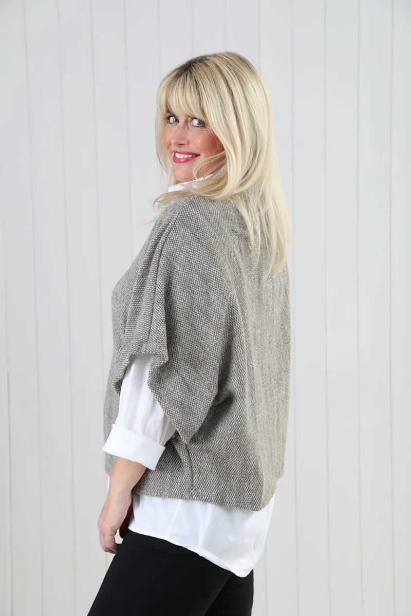 Goose Island cowl poncho top Beige-1