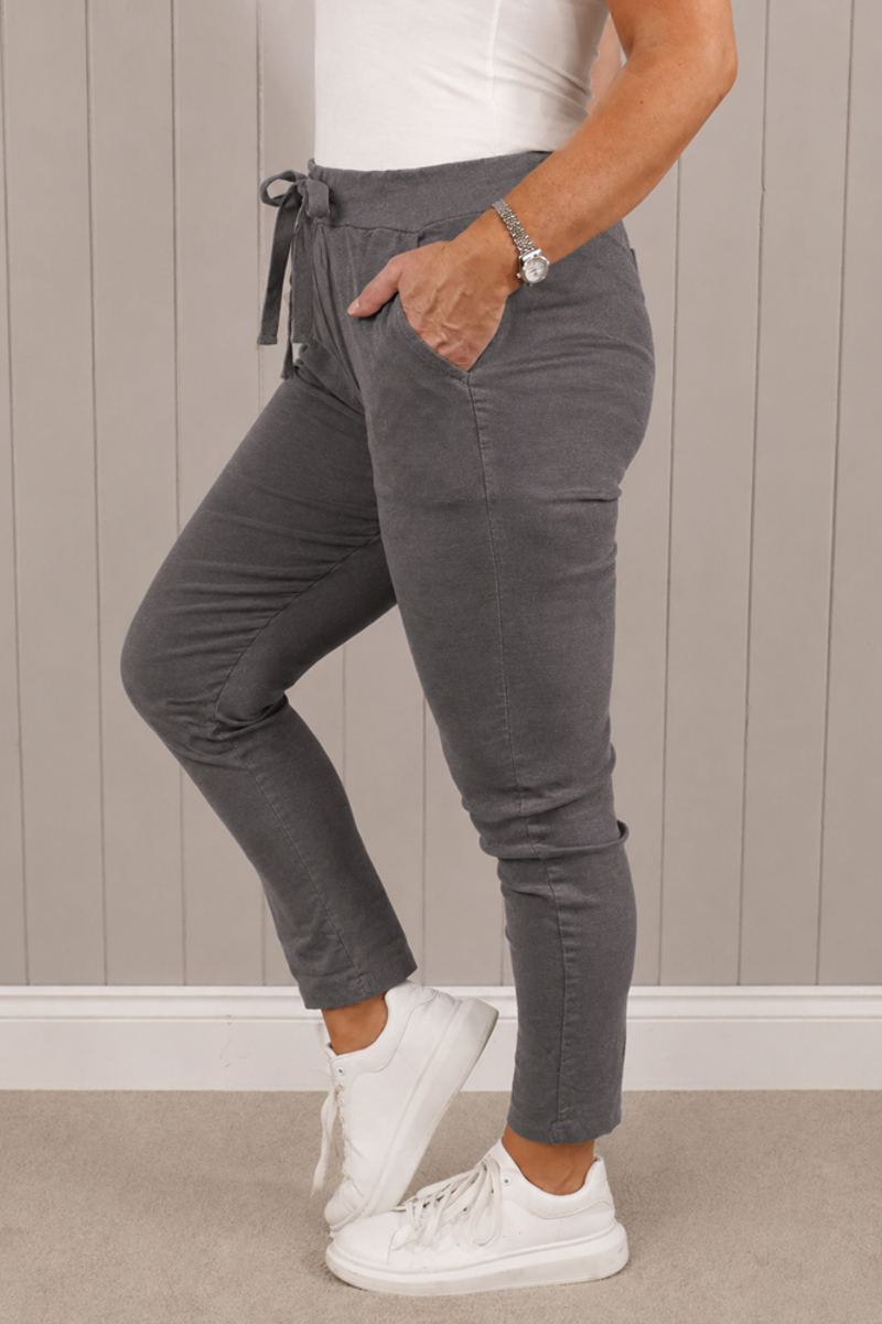 Goose Island magic pants Charcoal-1