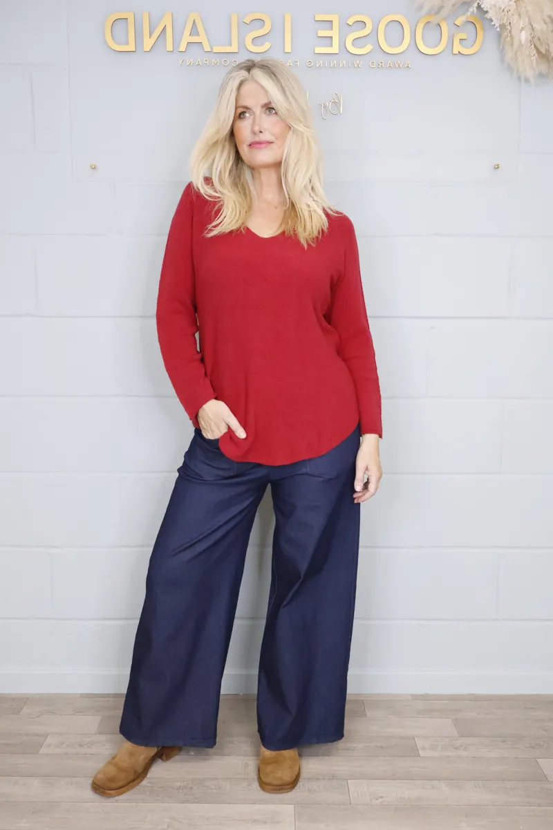 Goose Island v neck jumper Wine-1