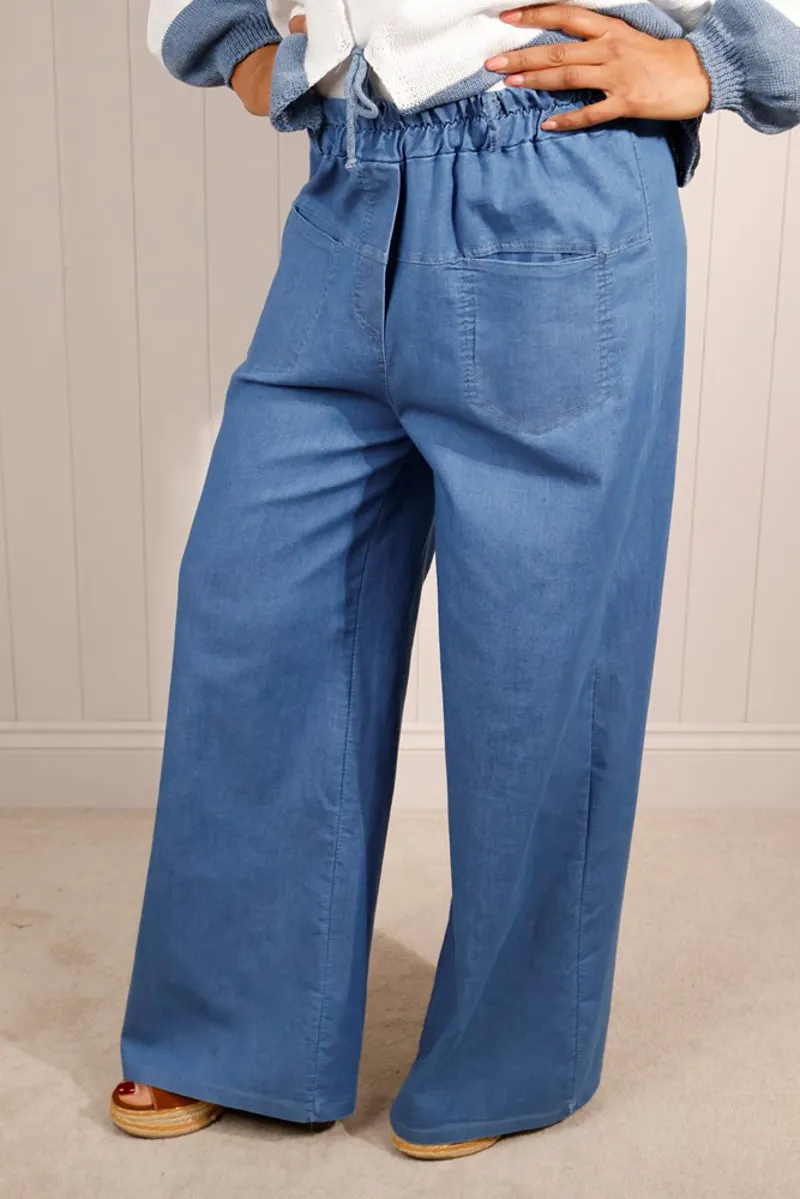 Goose Island light wash jeans Blue