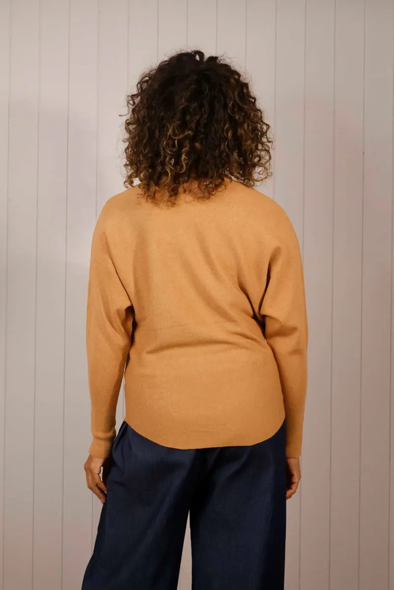 Goose Island rhinestone jumper Camel-1