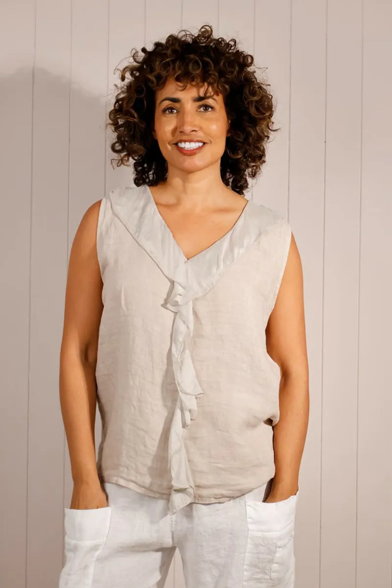 Goose Island sleeveless frill top Beige