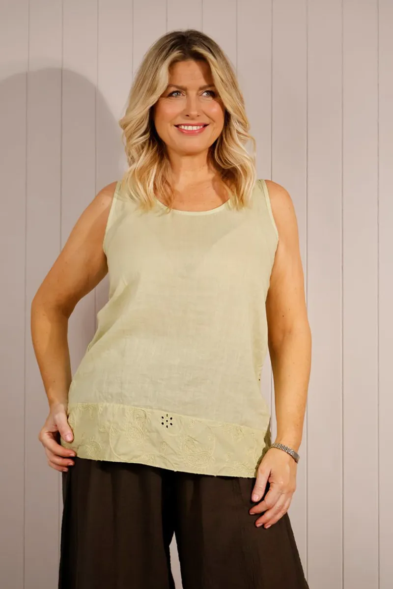 Goose Island linen embossed top Lime