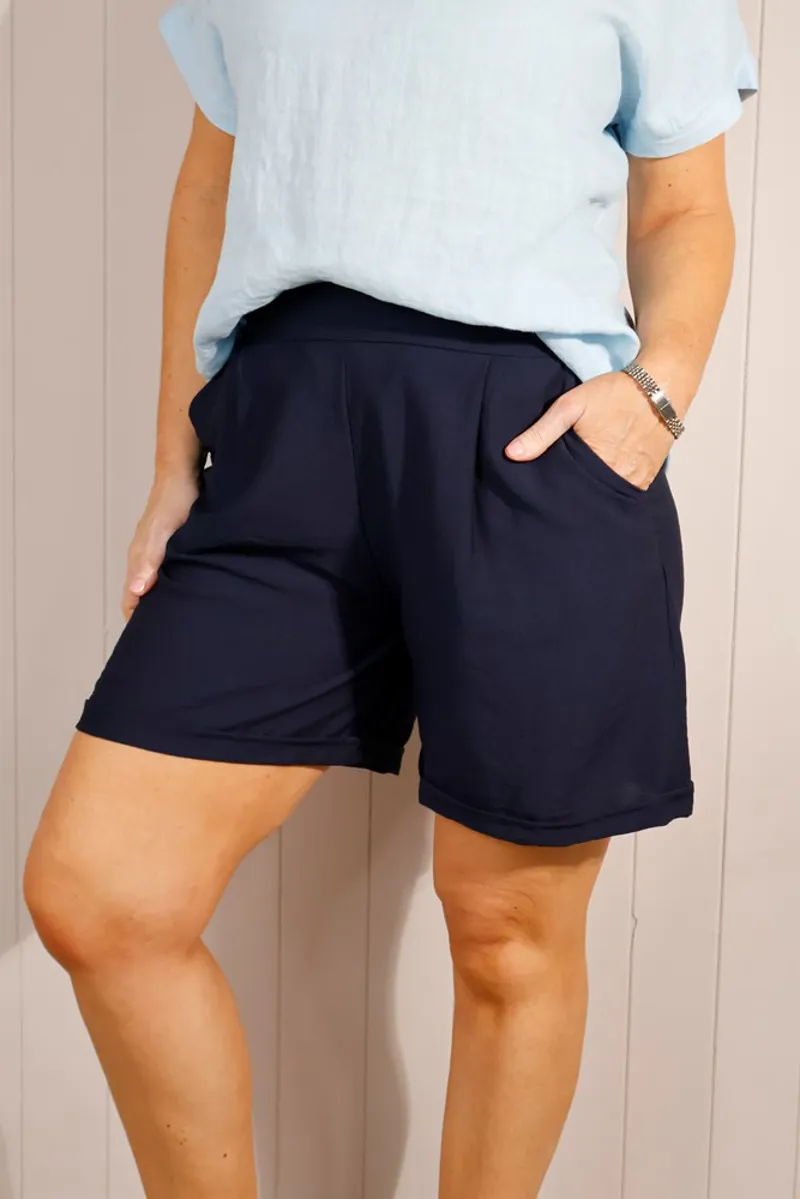 Goose Island plain shorts Navy