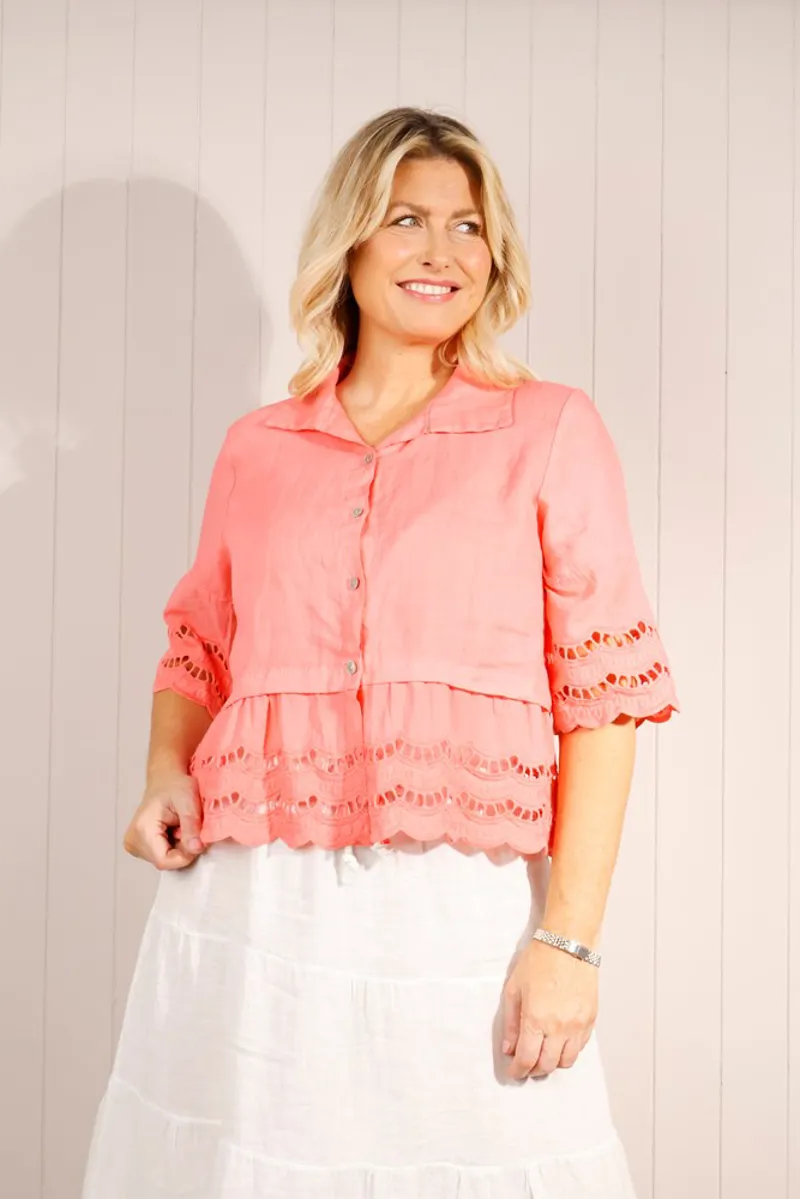 Goose Island scallop edge button up shirt Coral