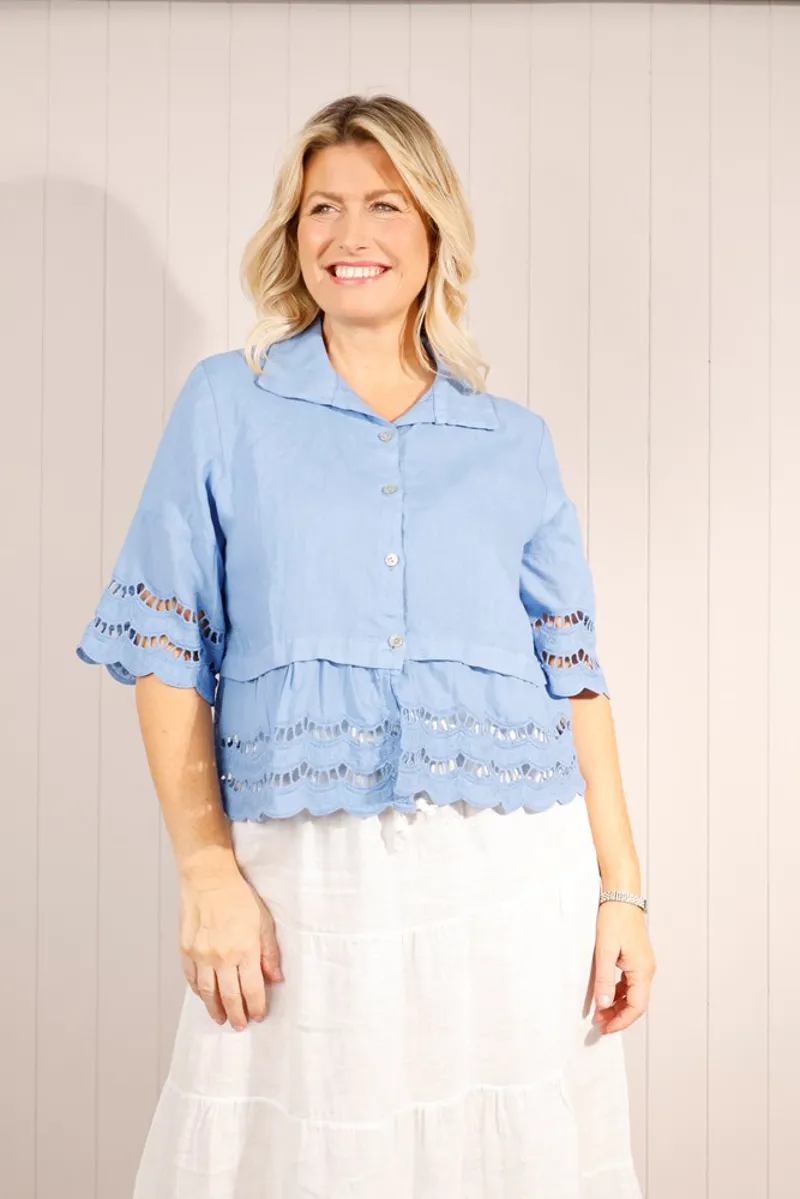 Goose Island scallop edge button up shirt Blue