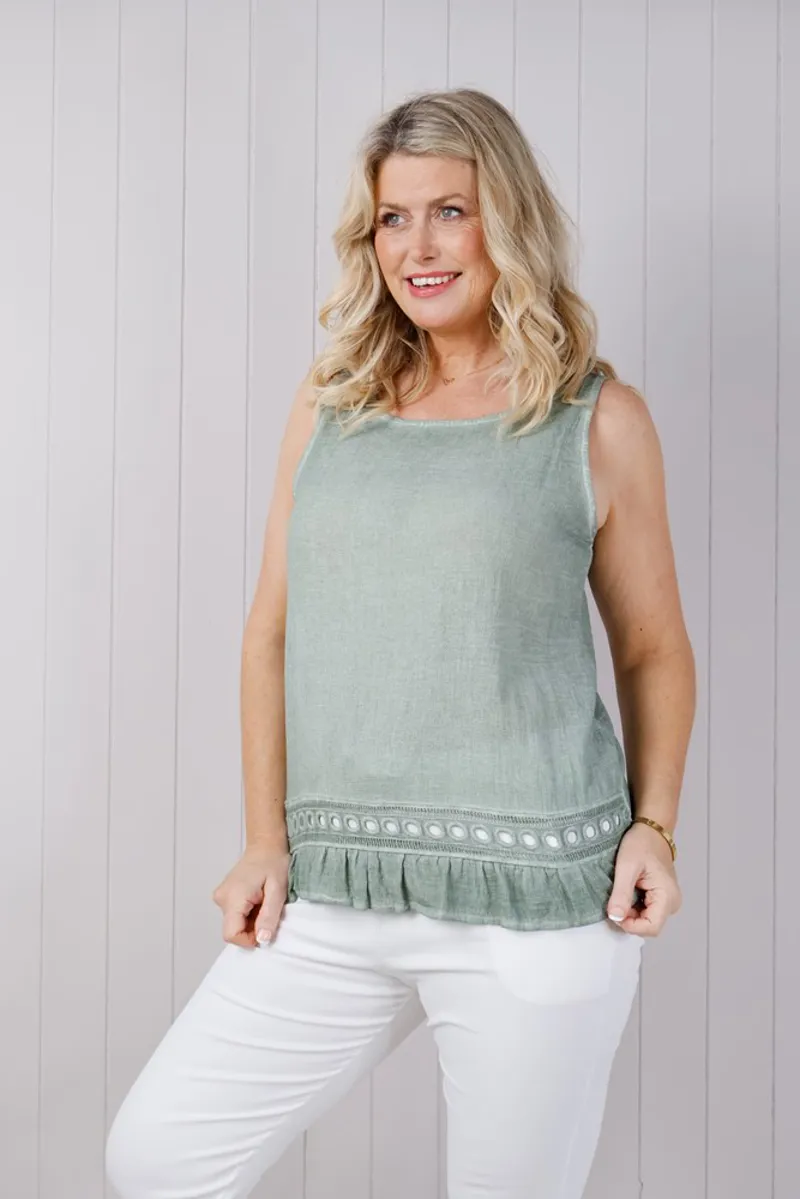 Goose Island sleeveless top Khaki-1