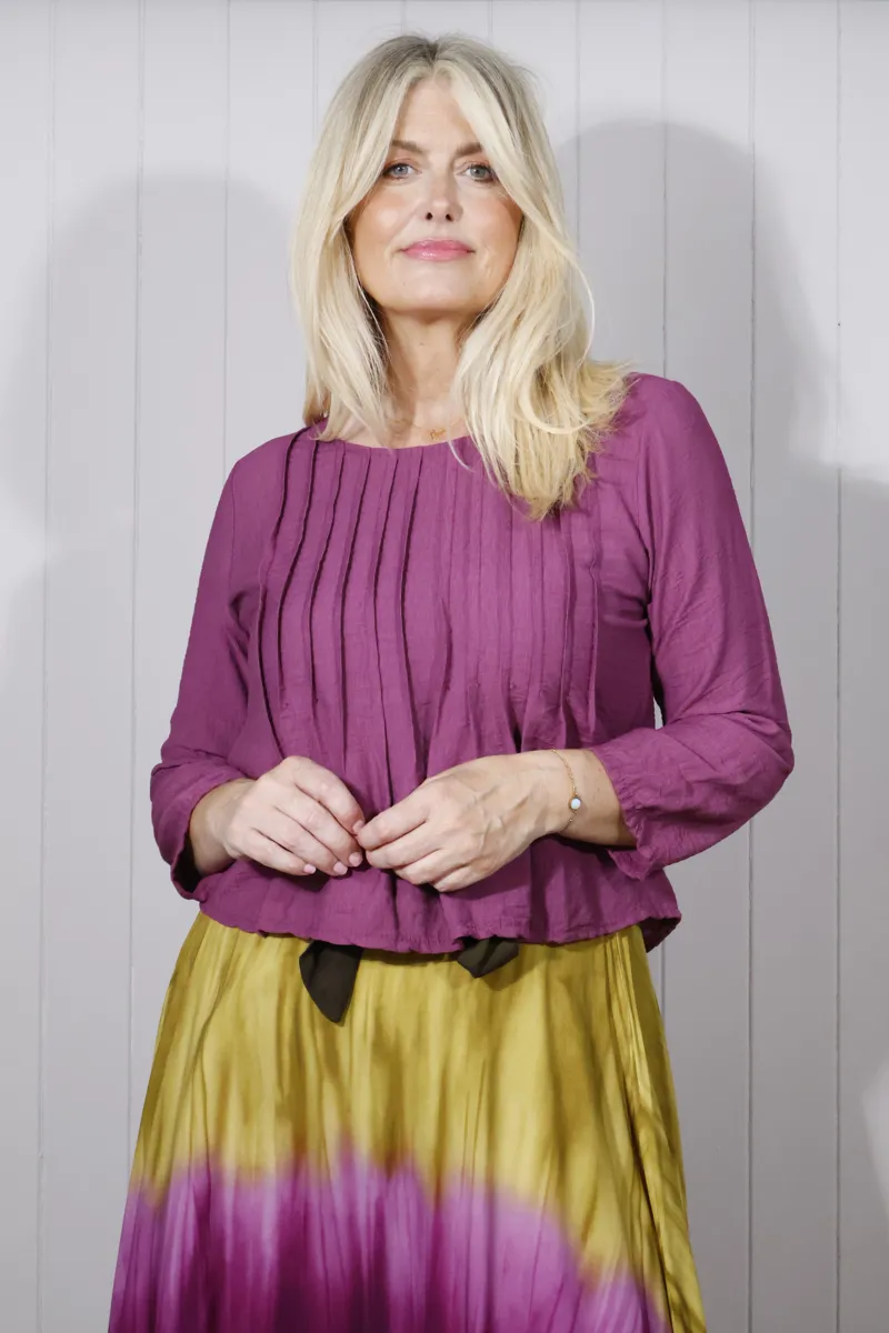 Goose Island pleat front blouse Plum