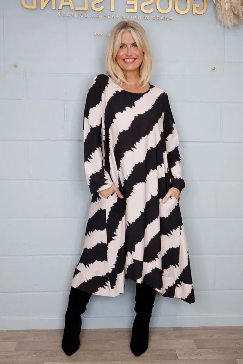 Goose Island brush stroke dress Black