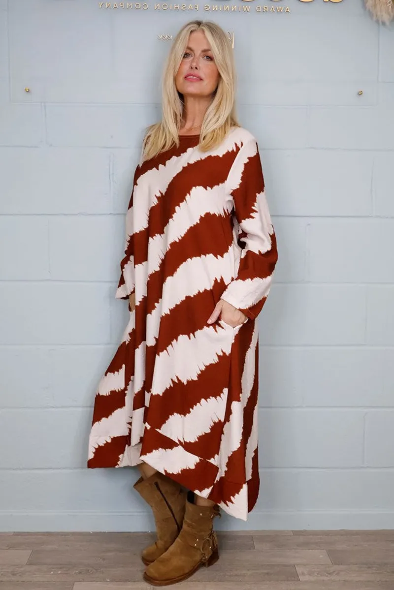 Goose Island brush stroke dress Rust