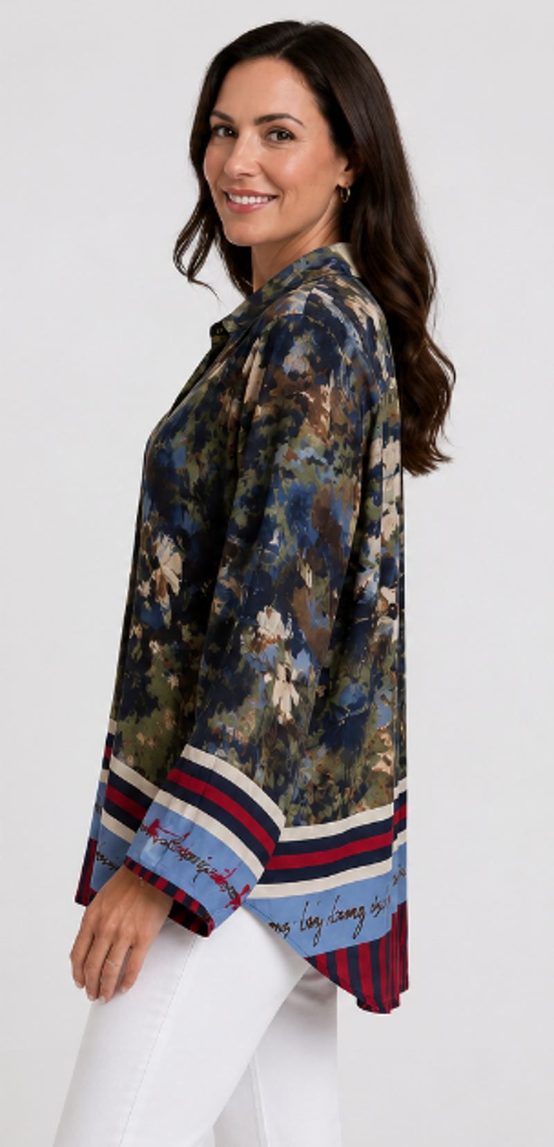 Goose Island floral blouse Navy-1