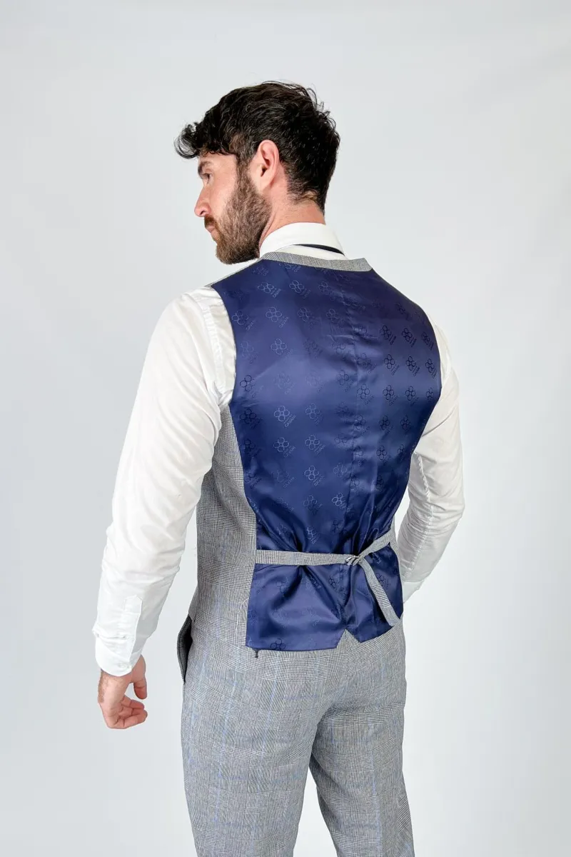 Cavani Arriga Check WaistCoat Light Grey SIZE 40 AND 48 ONLY-1