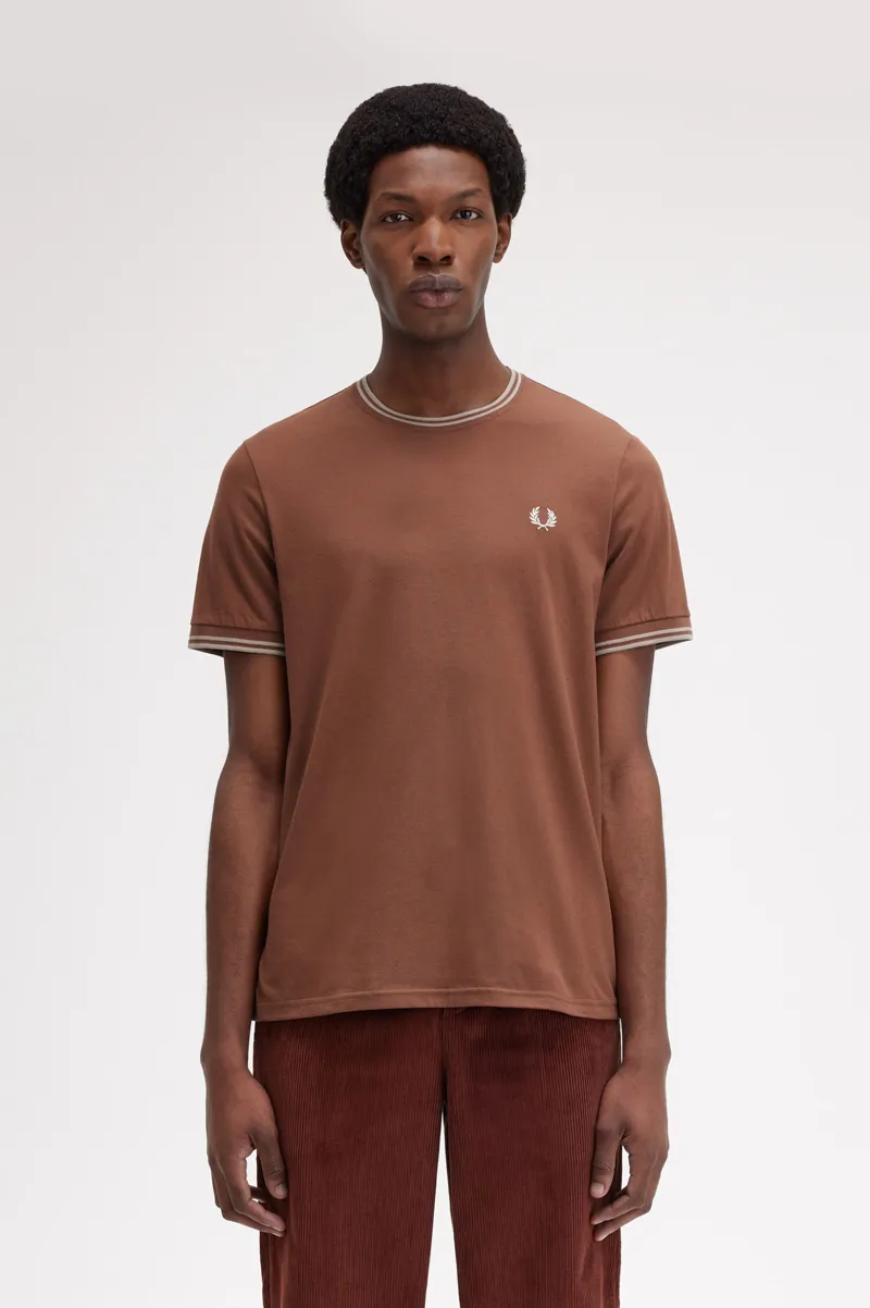 Fred Perry Twin Tipped T-shirt Whiskey Brown / Porridge -2