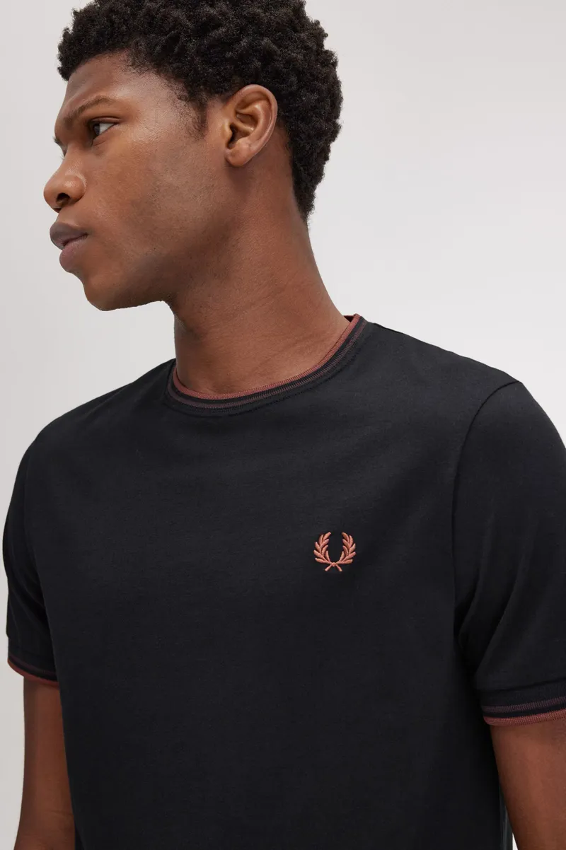Fred Perry Twin Tipped T-shirt Black/Carrington Brick/Whiskey Brown -4