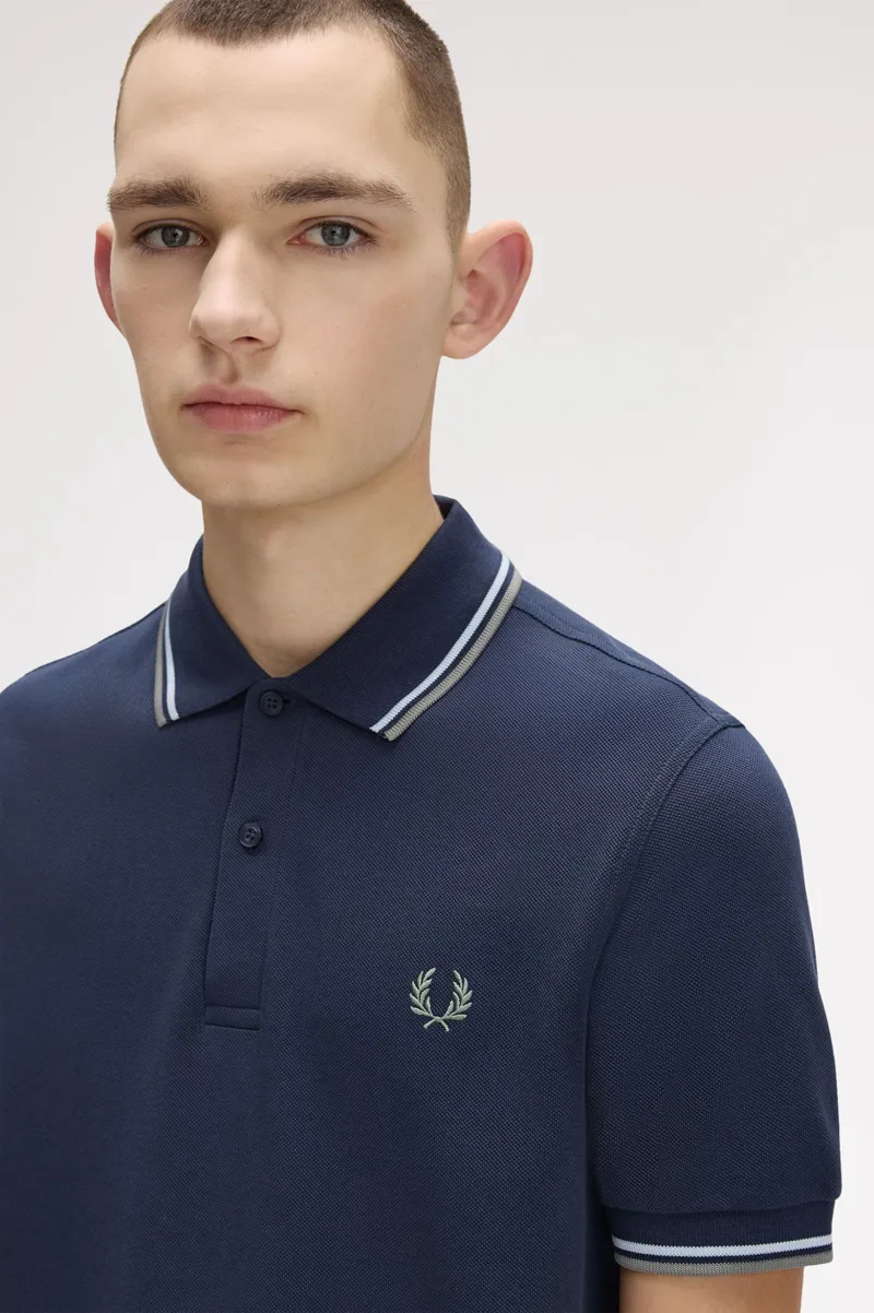 Fred Perry M3600-Z47 Polo T-shirt Dark Airforce / Ice / Bay Leaf-7