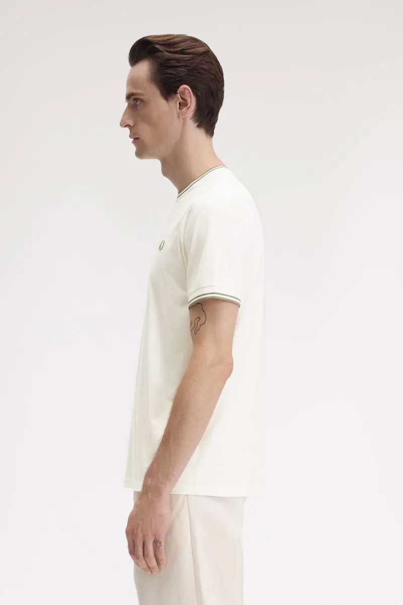 Fred Perry Twin Tipped T-shirt Ecru / Olive-2