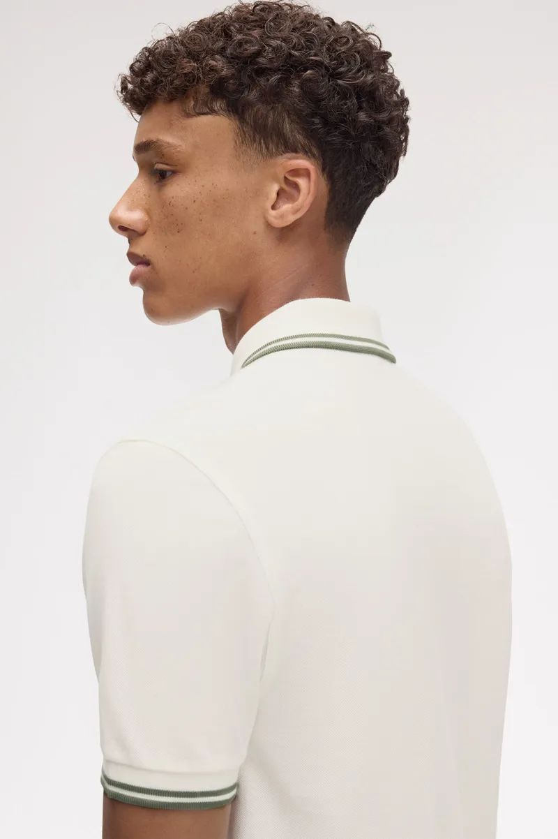 Fred Perry M3600-Y54 Polo T-shirt Ecru / Olive-4