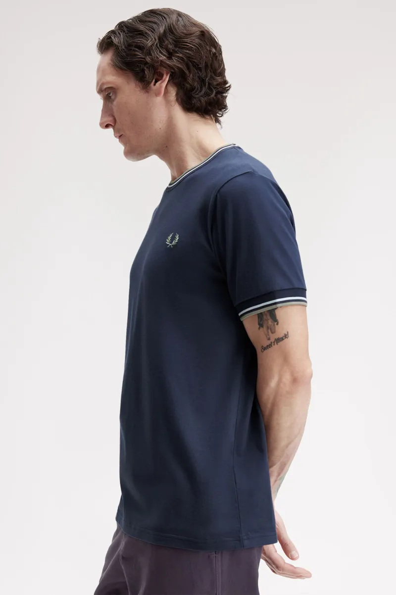 Fred Perry Twin Tipped T-shirt Dark Airforce / Ice / Bayleaf-2