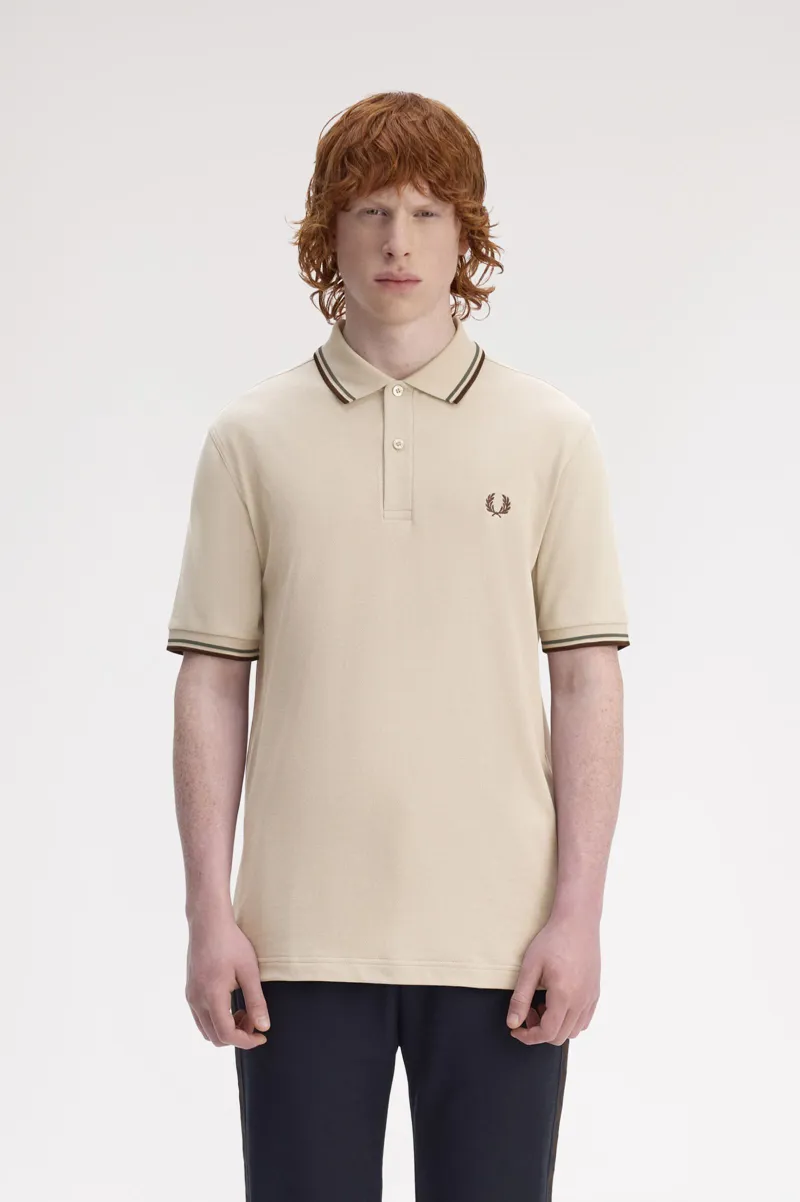 Fred Perry M3600-50A Polo T-shirt Warm Oat / Court Green / Burnt Tobacco-3