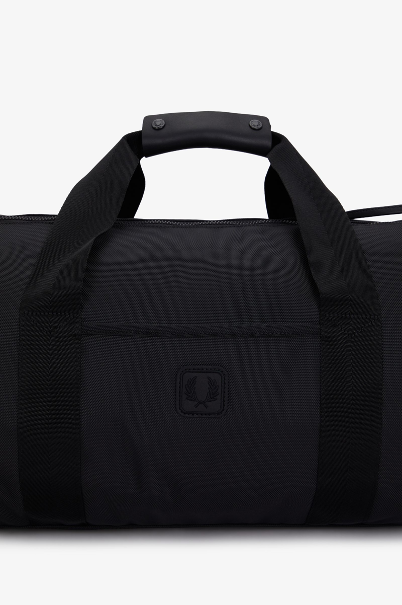 Fred Perry L3343 - 102 Leather Patch Barrel Bag Black-1