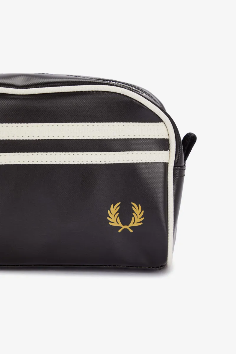 Fred Perry Laurel Wreath Wash Bag Black/Ecru-4