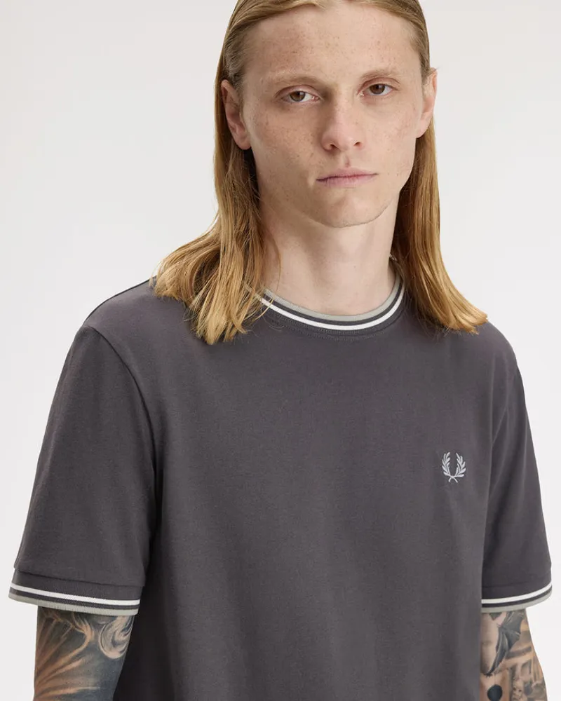 Fred Perry Twin Tipped T-shirt Anchor Grey / Ecru / Seagrass-3