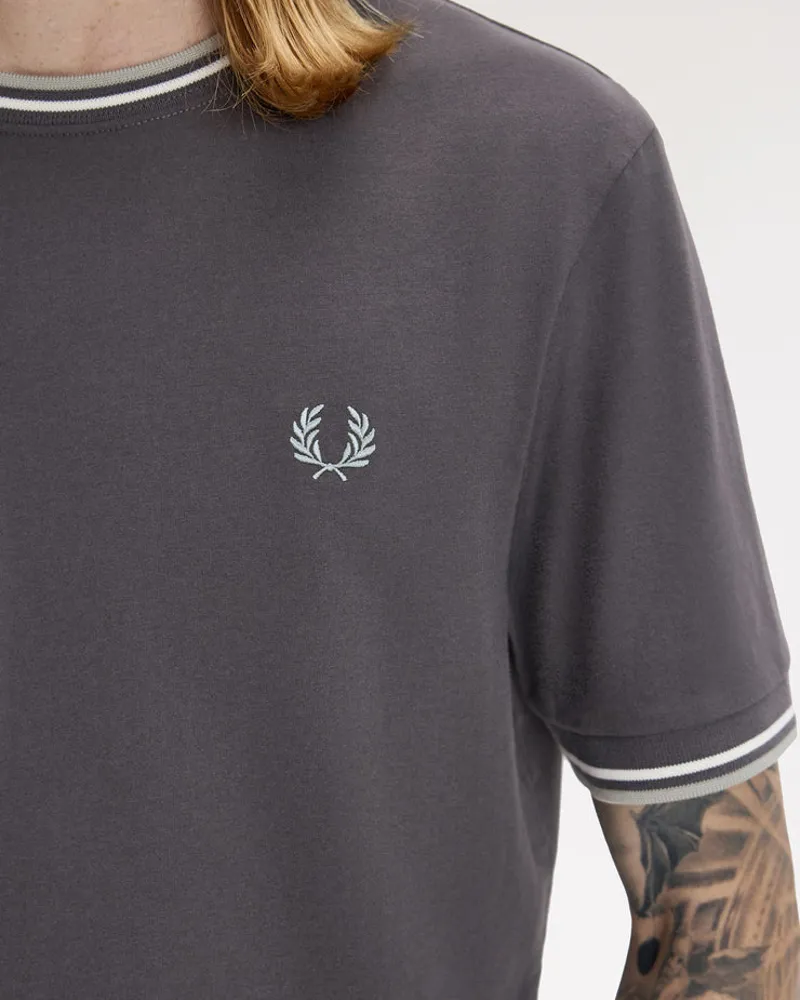 Fred Perry Twin Tipped T-shirt Anchor Grey / Ecru / Seagrass-4