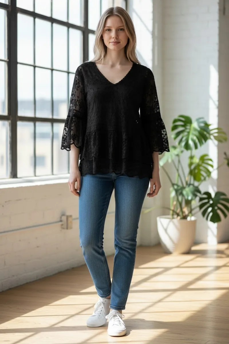 Goose Island embroidered floaty top Black