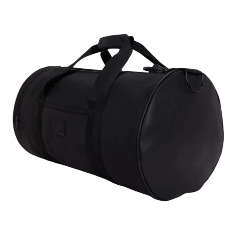 Fred Perry L3343 - 102 Leather Patch Barrel Bag Black