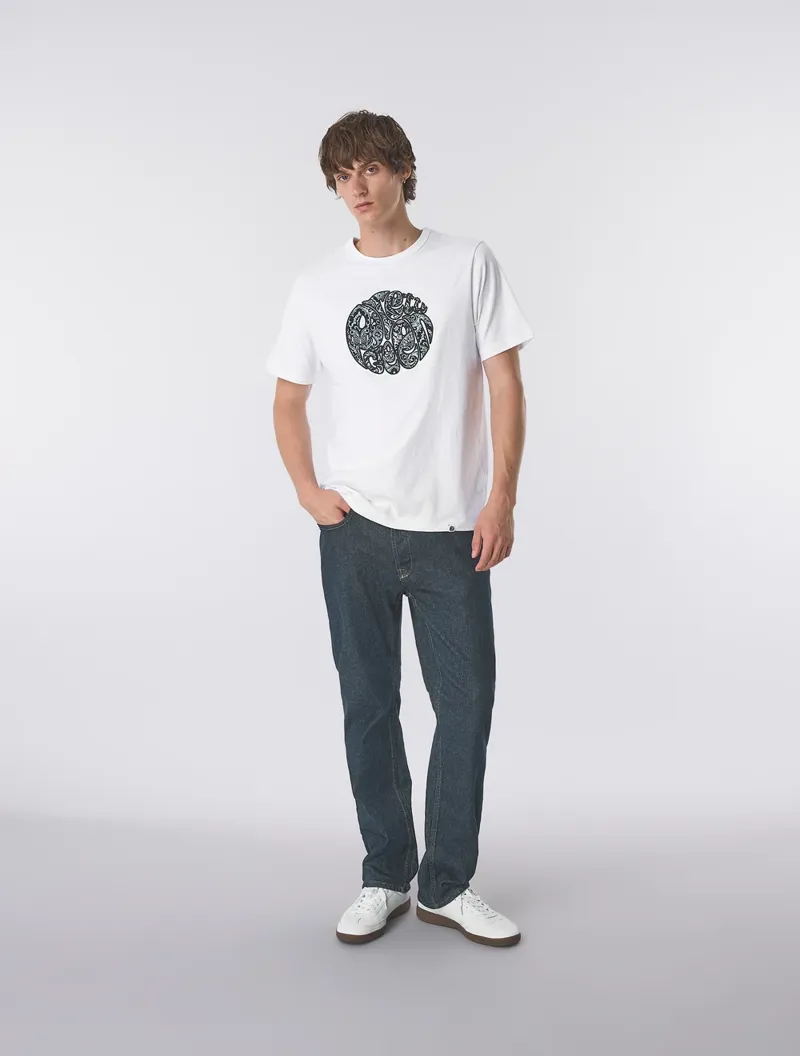 Pretty Green Rave On Paisley Logo T Shirt White -1